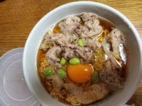 豪華なチキンラーメン